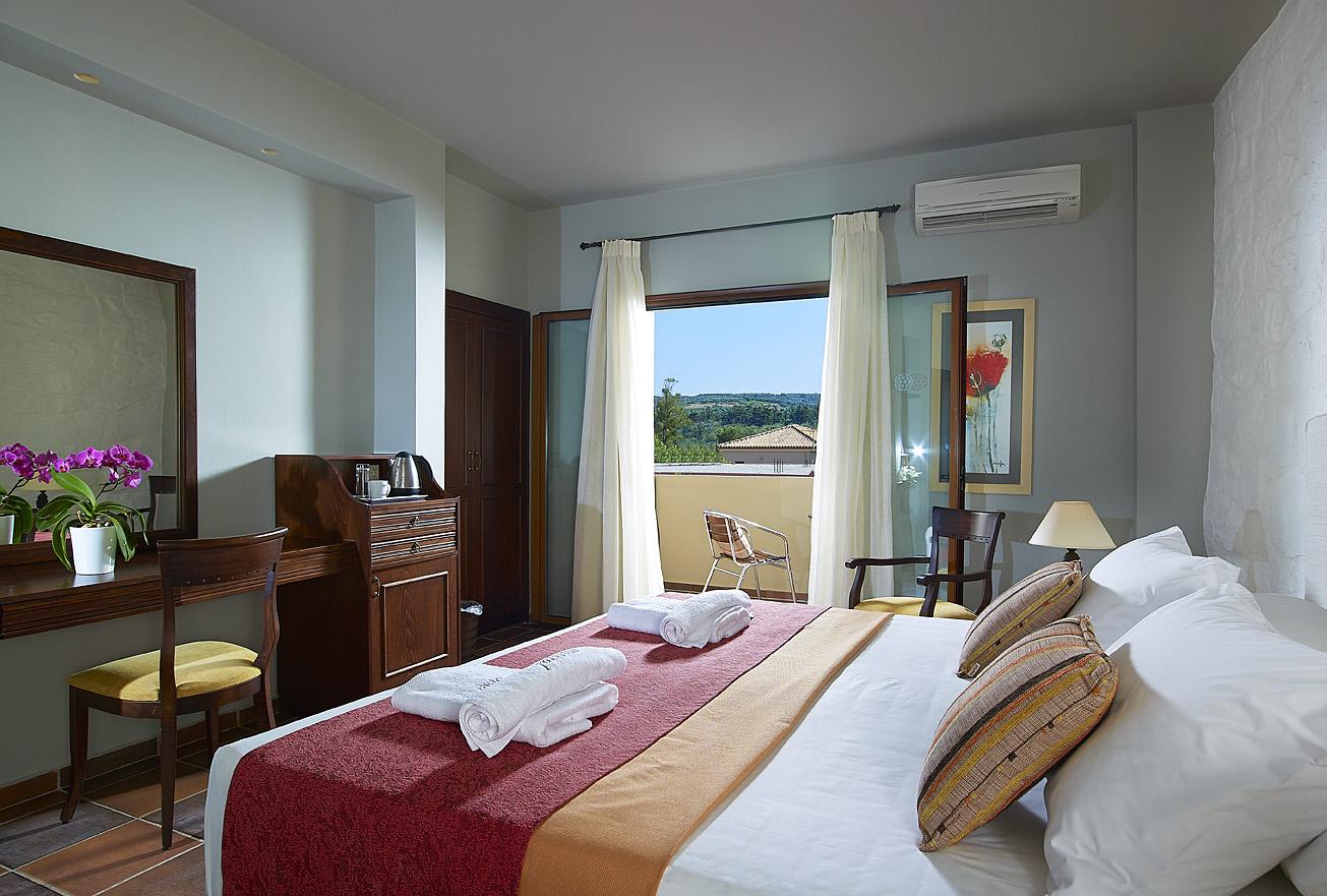Mistral Hotel - Singles Only Maleme Extérieur photo